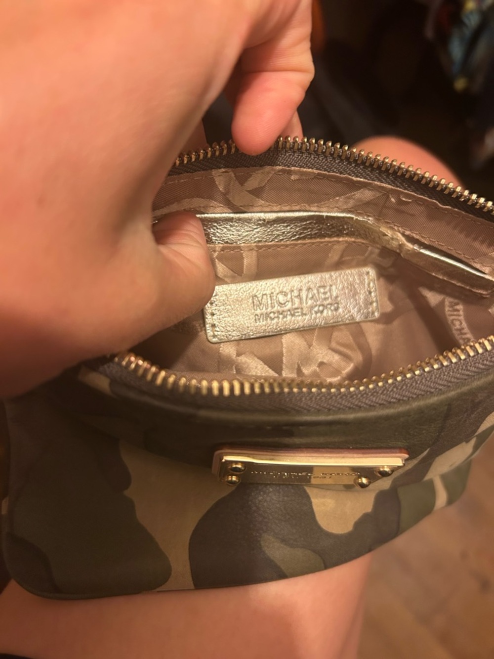 Michael Kors Green Camo Satchel and Wristlet with Pale Pink Trim - Picture 10 of 11